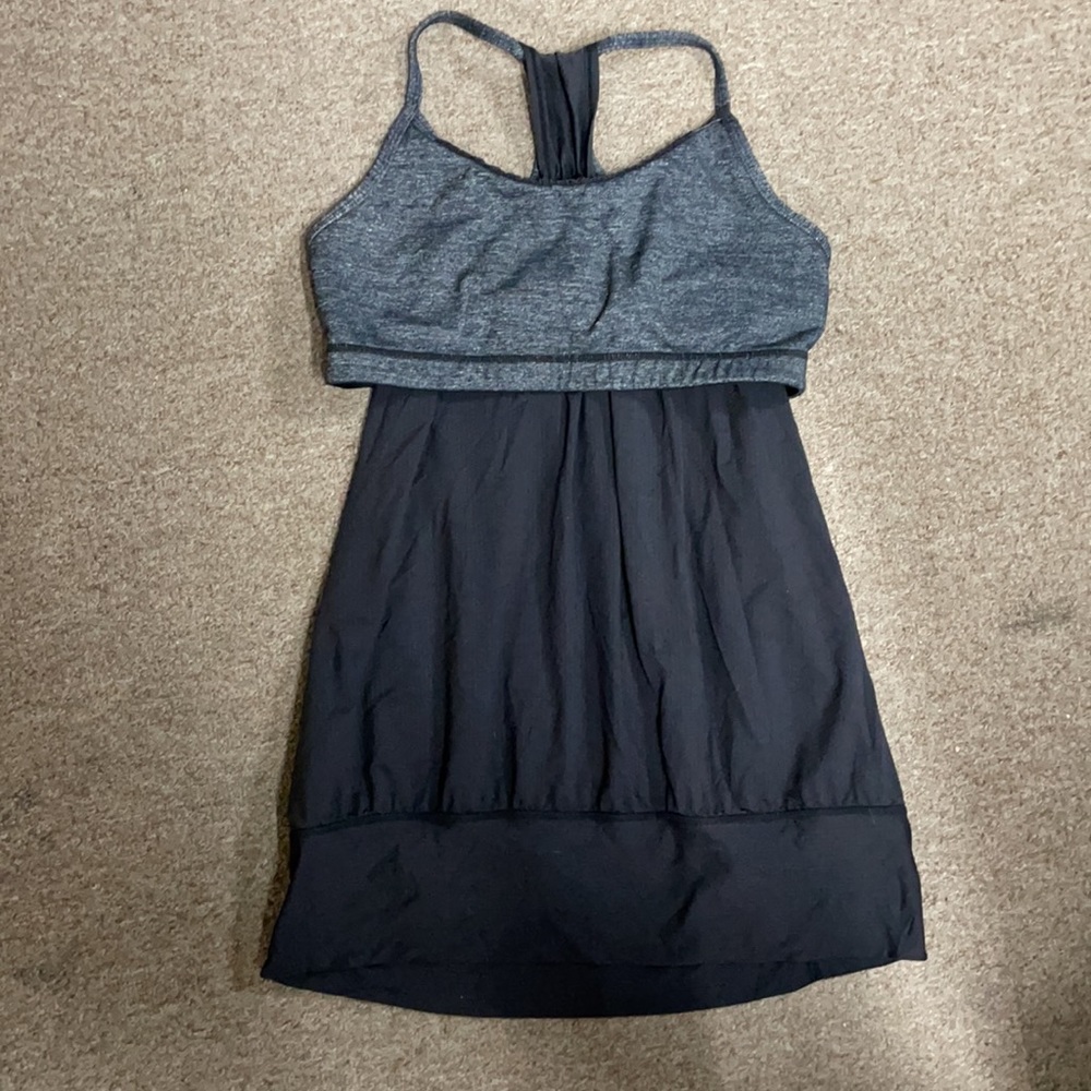 Lululemon tank